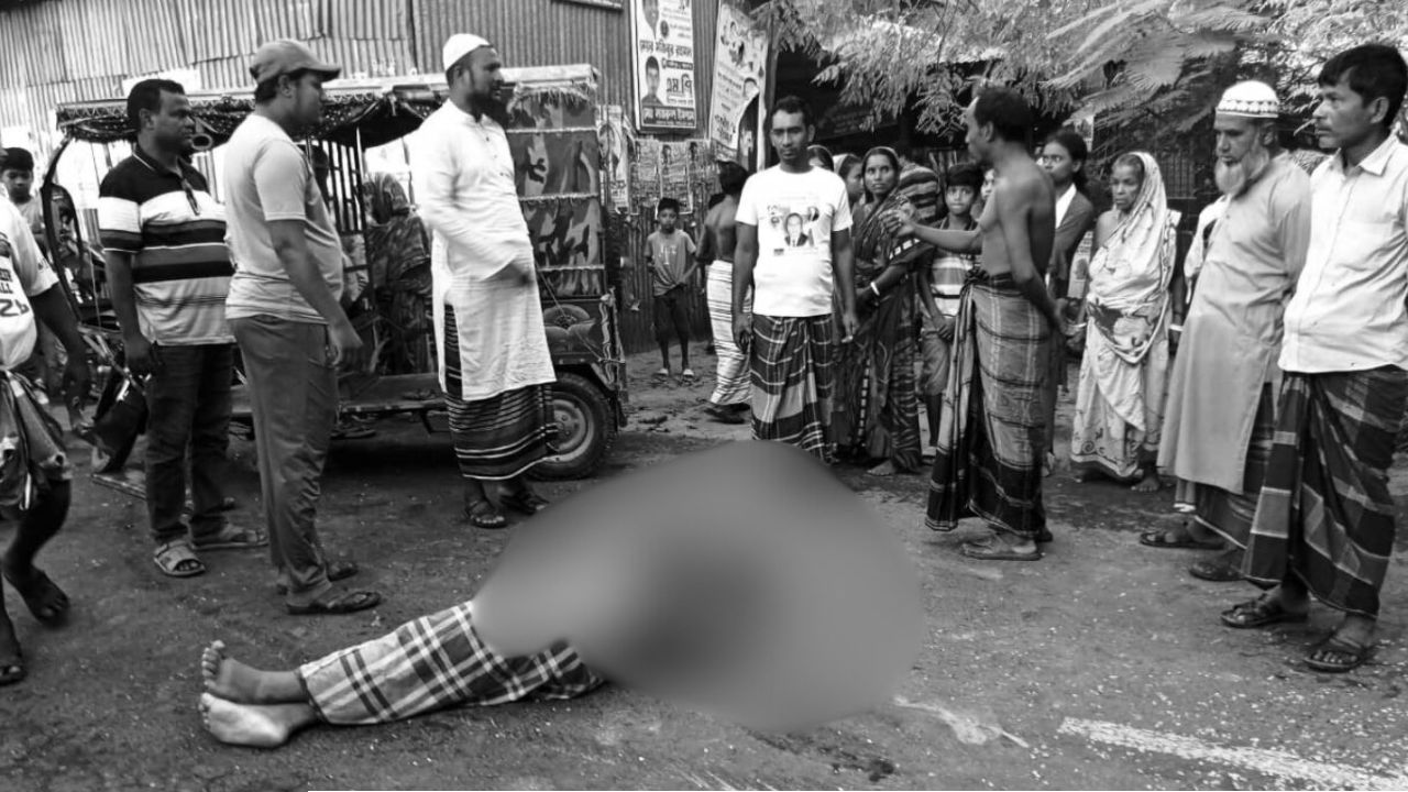 কালিয়াকৈরে পিকআপ ও অটোরিকশা মুখোমুখি সংঘর্ষে অটো চালক নিহত 