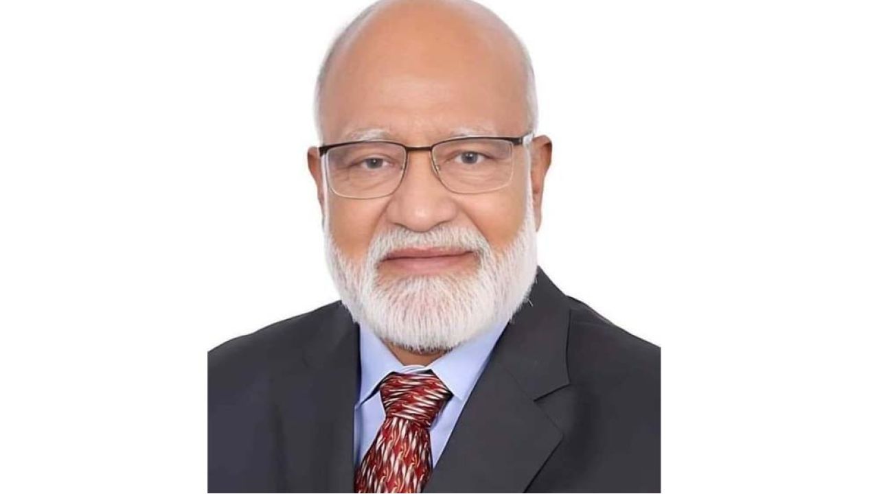 ড. খন্দকার মোশাররফ হোসেন লড়বেন কুমিল্লা-১ আসনে