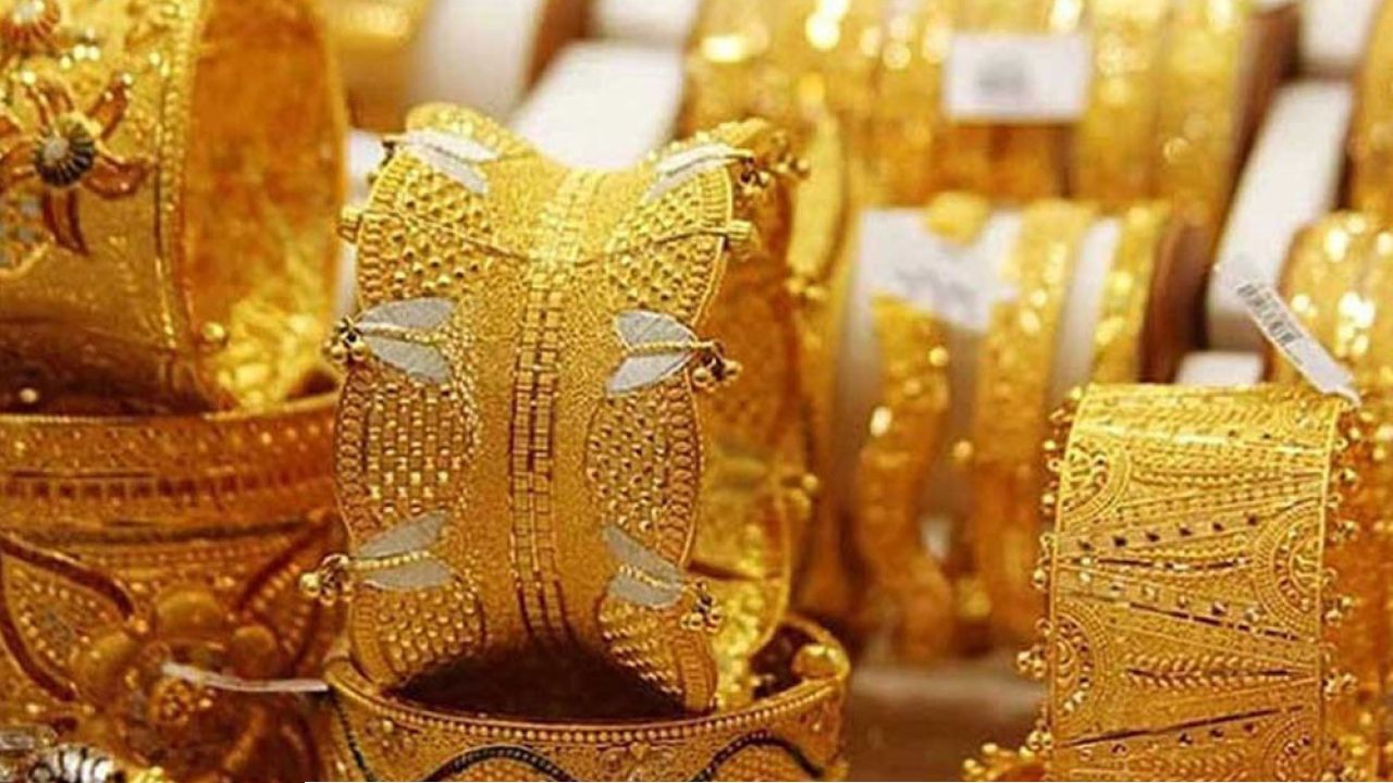দেশের বাজারে ফের কোমল সোনার দাম