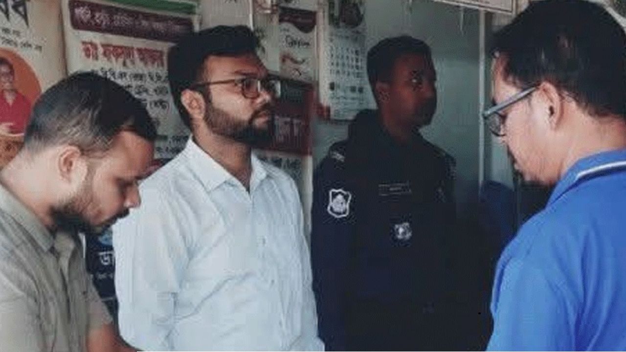 অবৈধ ওষুধ ও অনিয়মের দায়ে কেন্দুয়ায় ৪ ফার্মেসিকে জরিমানা