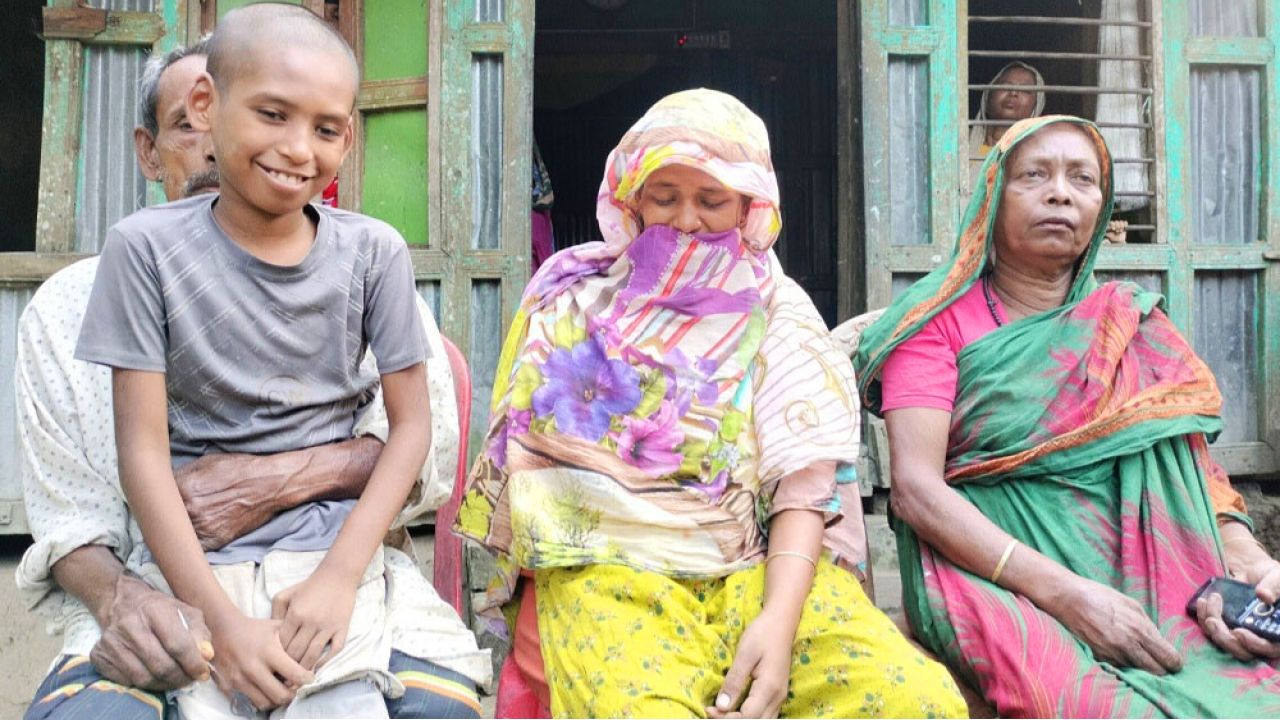 মাছ শিকারে গিয়ে নিখোঁজ ১৩ জেলে: ১২ দিনেও নেই সন্ধান