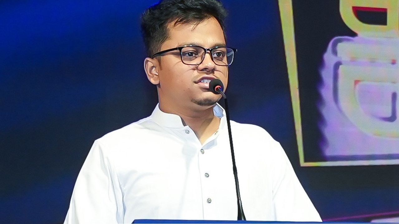 ঢাকা বিশ্ববিদ্যালয় সাময়িকভাবে বন্ধ ঘোষণা করতে হবে : জিএস ফরহাদ