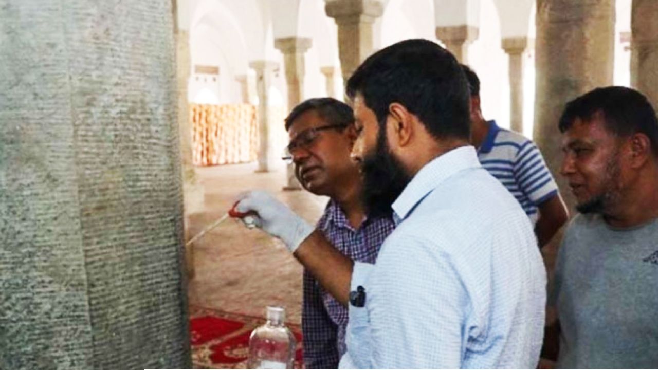 বিশ্ব ঐতিহ্য ষাটগম্বুজ মসজিদ দ্রুত ক্ষয়ের মুখে