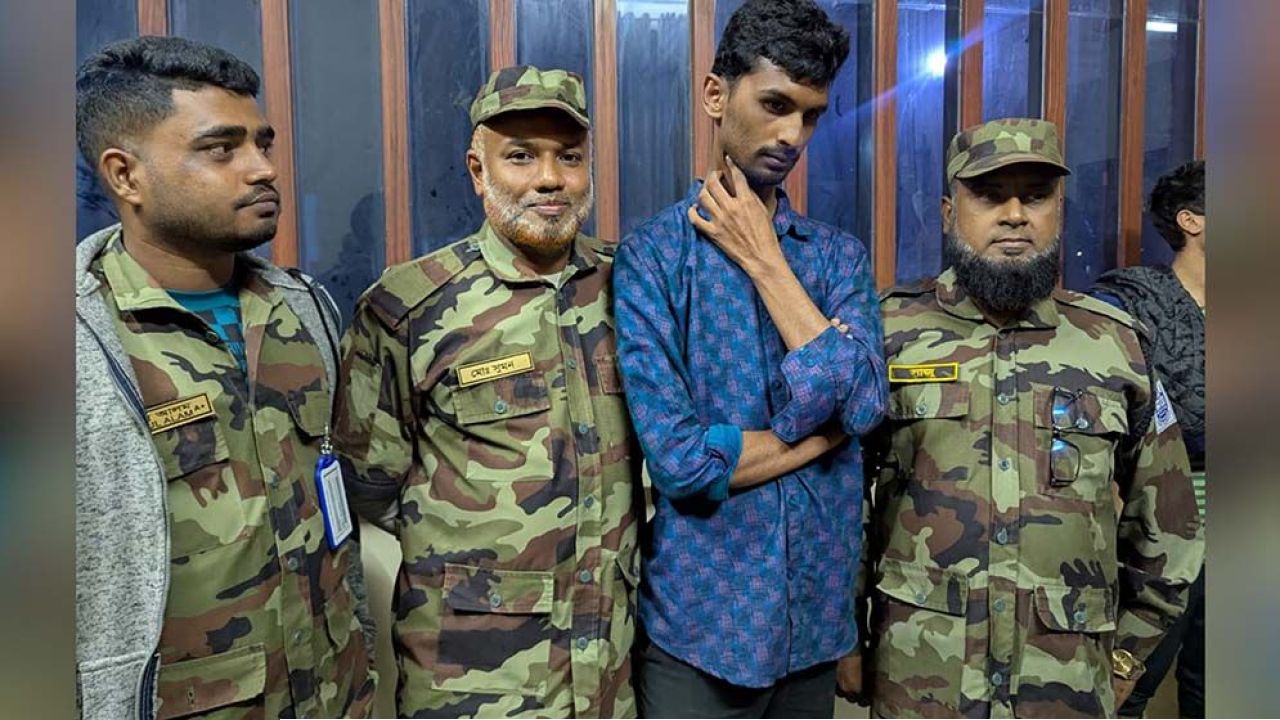 চবিতে ভুয়া শিক্ষার্থীর তালিকা আরও দীর্ঘ হচ্ছে