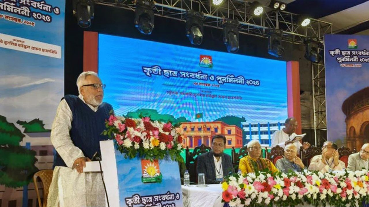 ফেব্রুয়ারির নির্বাচন যেন সম্পূর্ণ কলঙ্কমুক্ত হয় : ফাওজুল