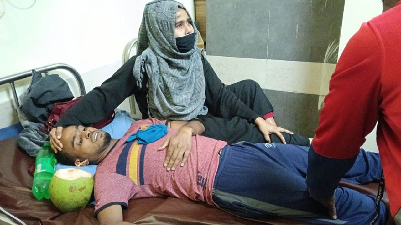 কারখানার পানি পান করে দুই শতাধিক শ্রমিক হাসপাতালে