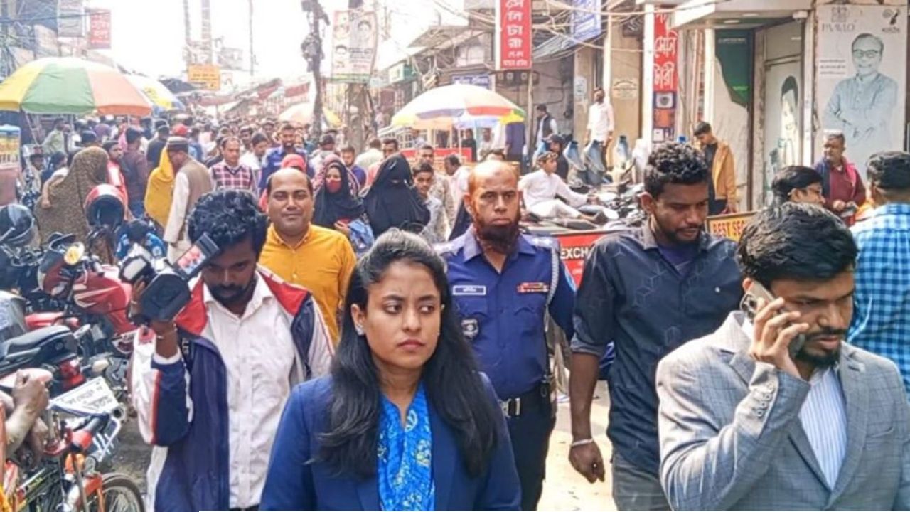 অসামাজিক কার্যকলাপের জন্য অভিযান চালানো হয় হোটেল গুলশান প্যালেসে 