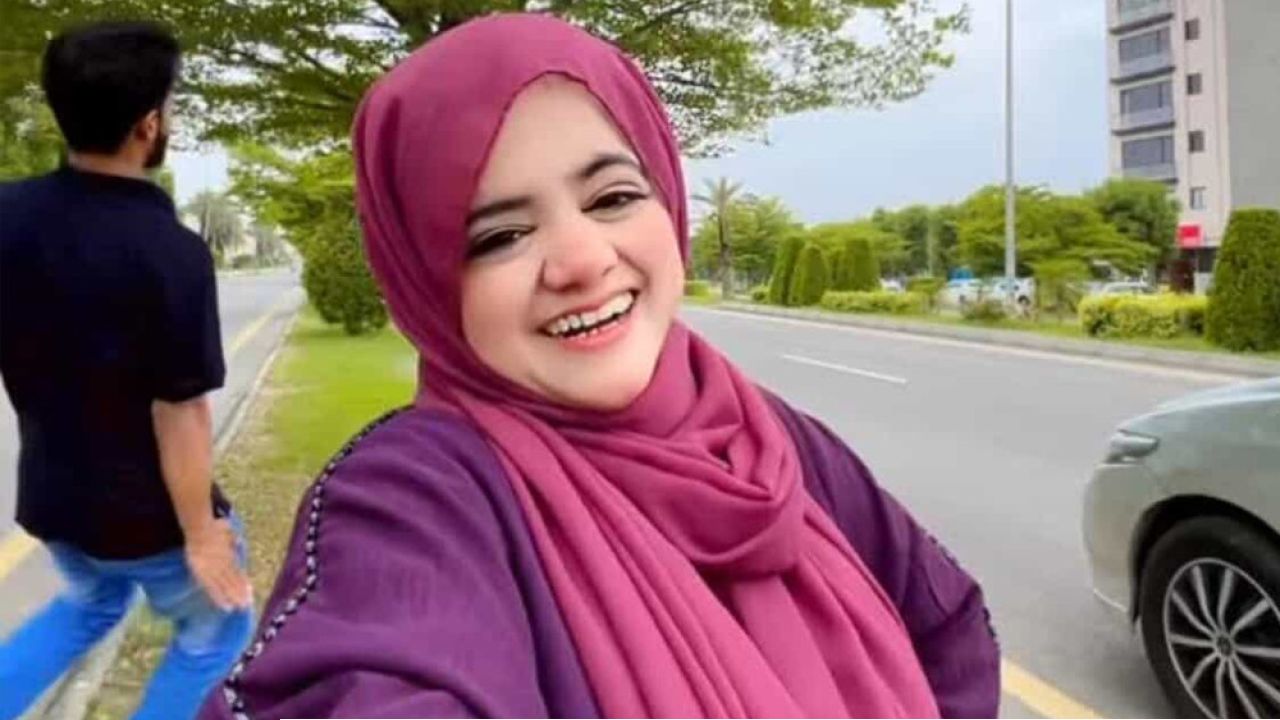 মাতৃত্বের লড়াই: যমজ সন্তান জন্মের সময় কনটেন্ট ক্রিয়েটরের মৃত্যু