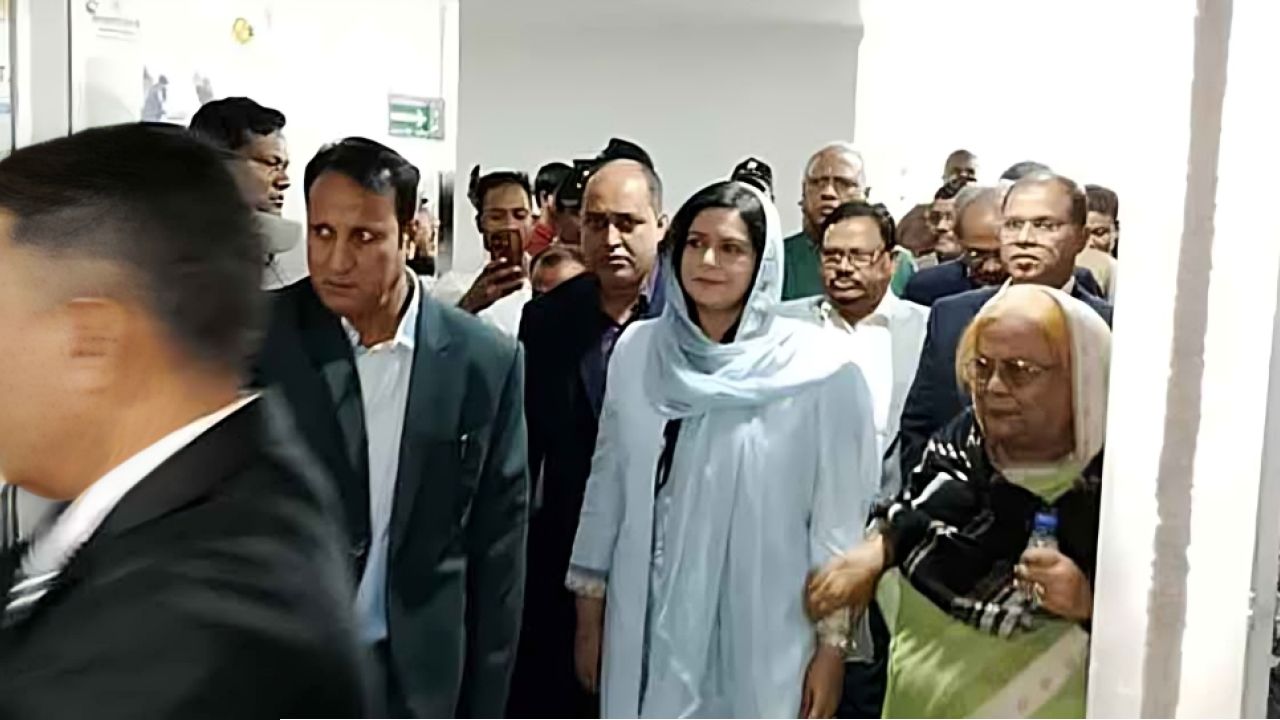 আবারও এভারকেয়ার হাসপাতালে ডা. জুবাইদা রহমান