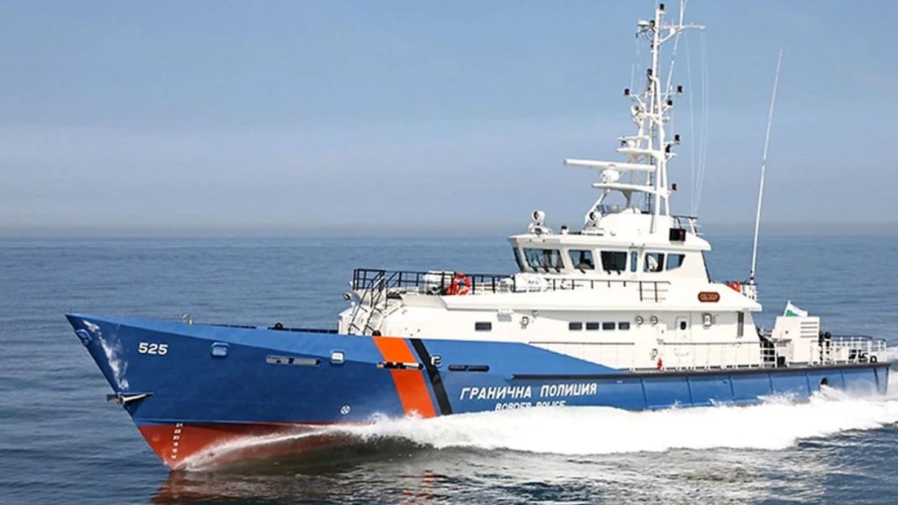 ইউক্রেনের ড্রোন হামলায় ক্ষতিগ্রস্ত জাহাজ থেকে বাংলাদেশি নাবিক উদ্ধার