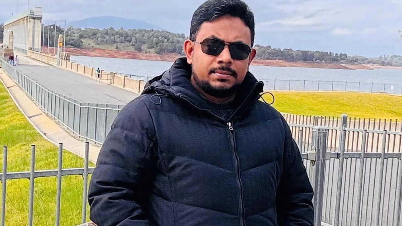 ভোরের অপেক্ষায়...