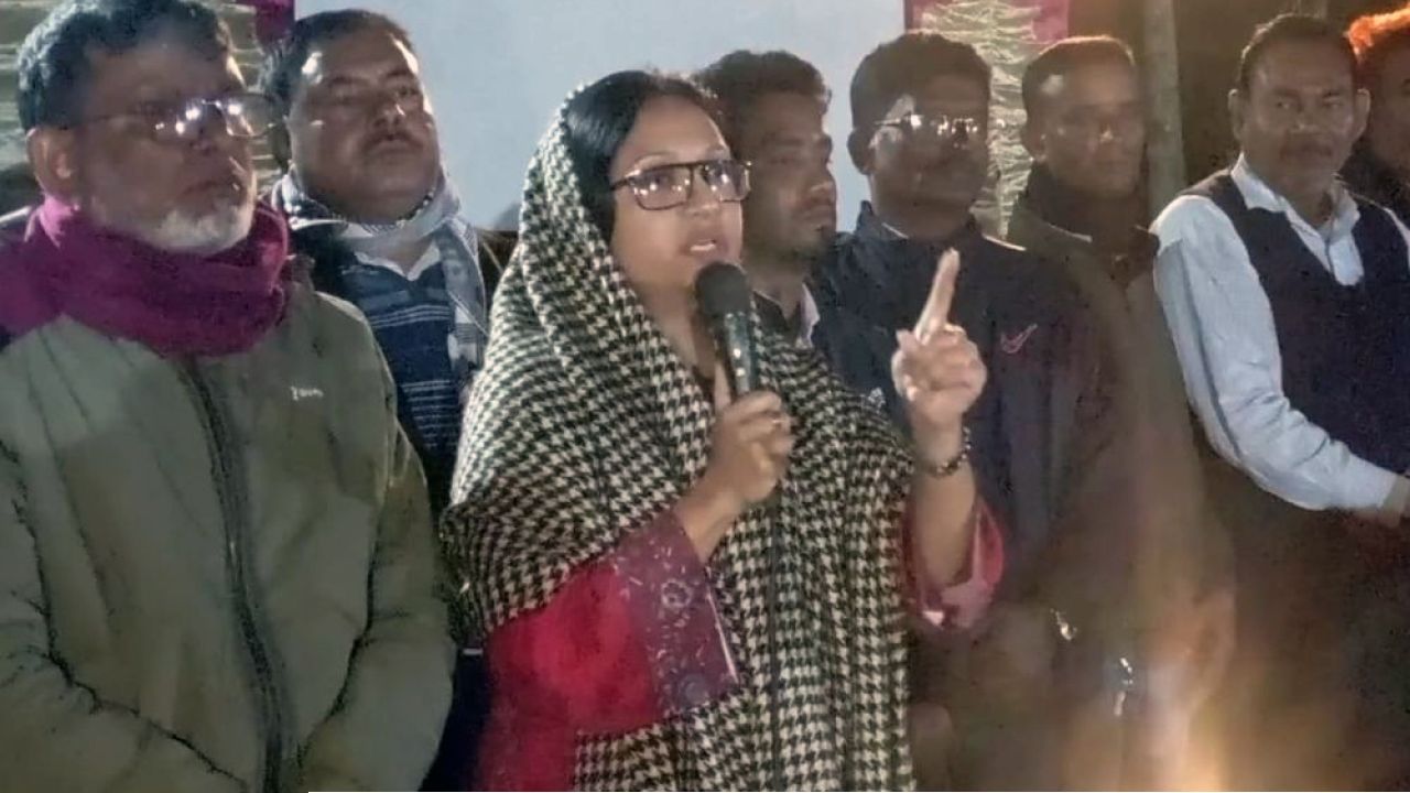 দেশের প্রত্যেকটি মানুষের ভোটের ওপর দাঁড়িয়ে আছে ভবিষ্যৎ বাংলাদেশের স্বপ্ন : পুতুল