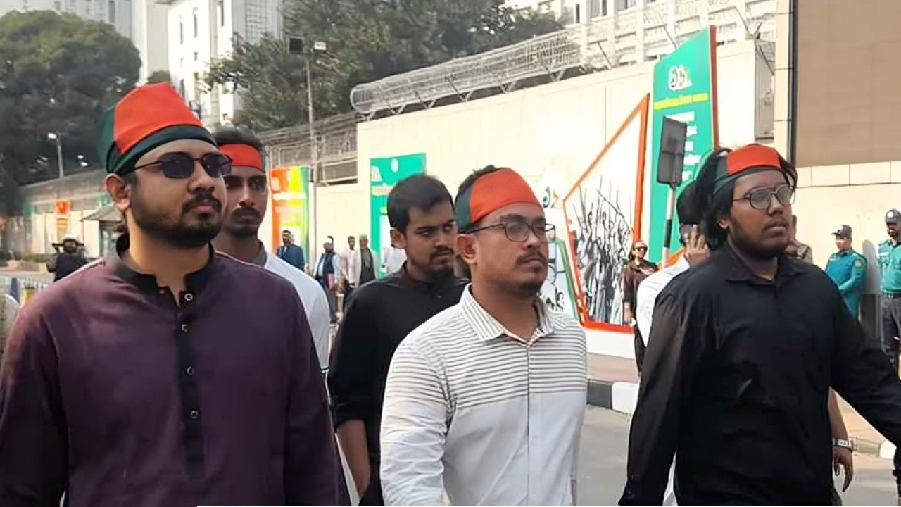 সাদিক কায়েমসহ ১০ সদস্যের দল সচিবালয়ে 