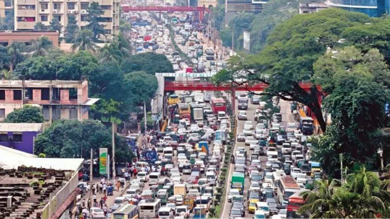 আগামীকাল বিজয় দিবসে যেসব সড়ক এড়িয়ে চলবেন