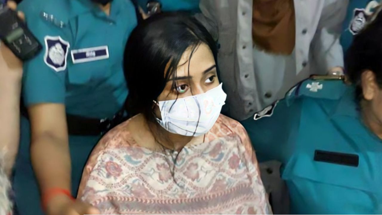 সন্ত্রাসবিরোধী মামলায় মেজর সাদিকের স্ত্রী সুমাইয়া গ্রেপ্তার