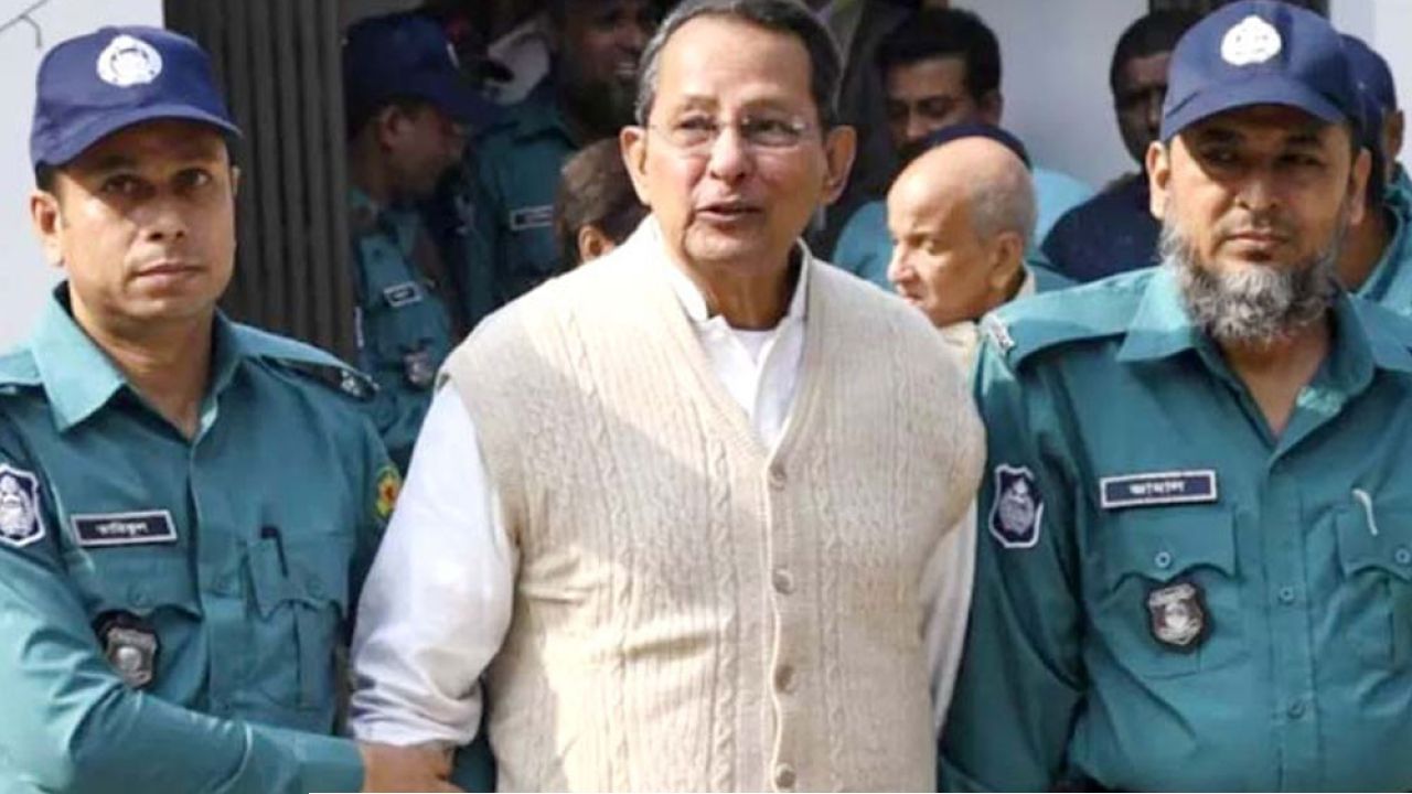 নিজের বিচার সরাসরি দেখতে চাইছেন ইনু