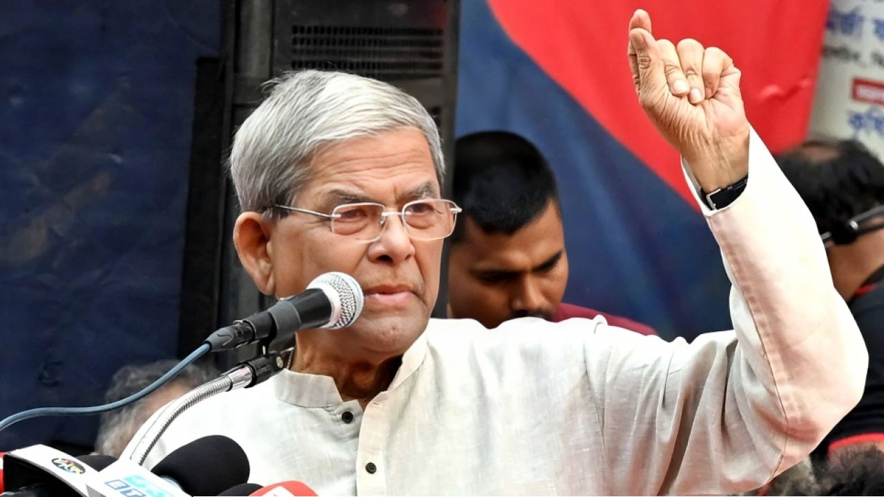 ঠাকুরগাঁও-১ আসনে মির্জা ফখরুলের মনোনয়নপত্র সংগ্রহ করলেন