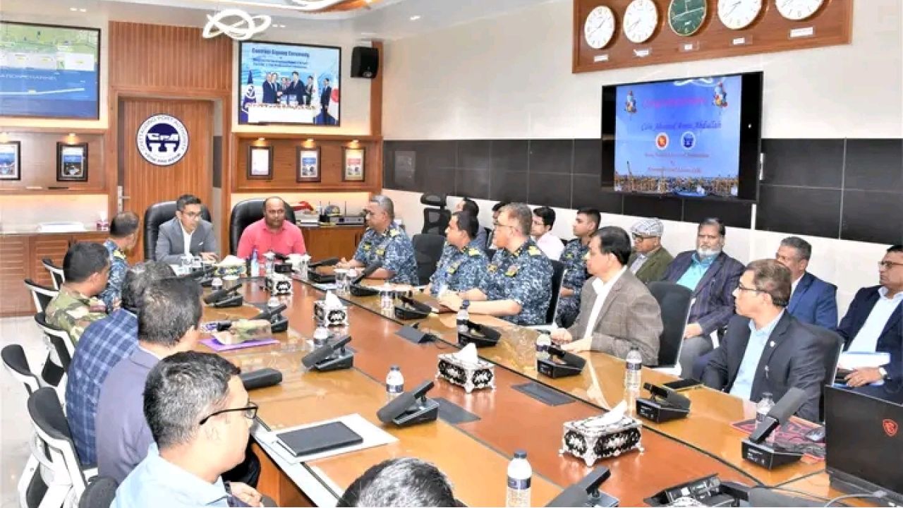 মাতারবাড়ী ও চট্টগ্রাম বন্দর পরির্দশন করেছেন বিডা চেয়ারম্যান আশিক চৌধুরী