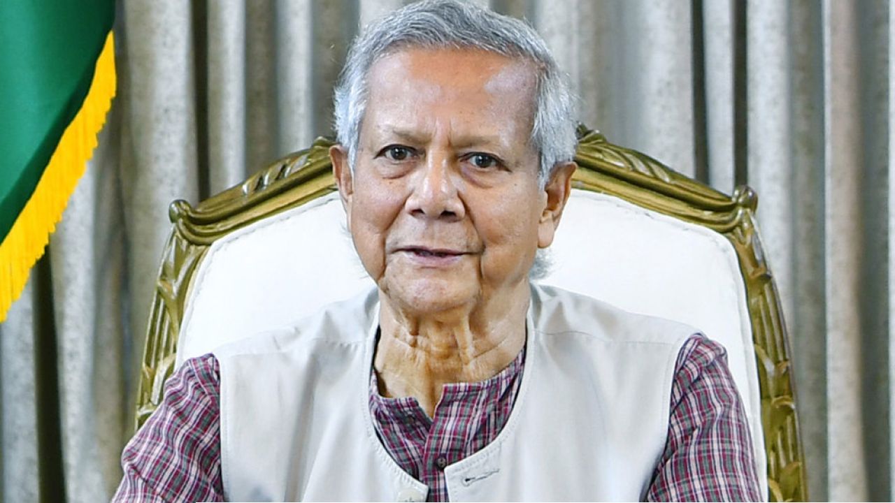 হাদির স্ত্রী ও সন্তানের দায়িত্ব সরকার গ্রহণ করবে প্রধান উপদেষ্টা