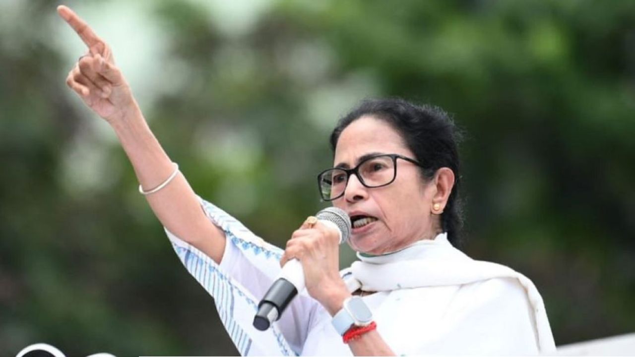 মোদির দিল্লি দখল করার হংকার মমতার