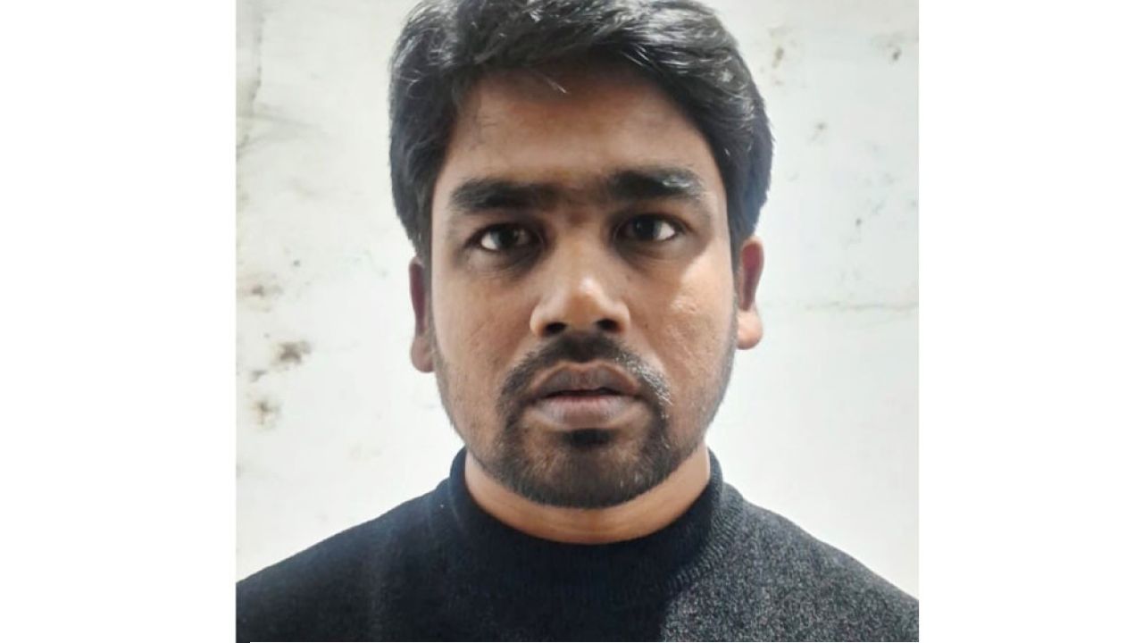 নিষিদ্ধ ছাত্রলীগ নেতা সুজন গ্রেপ্তার