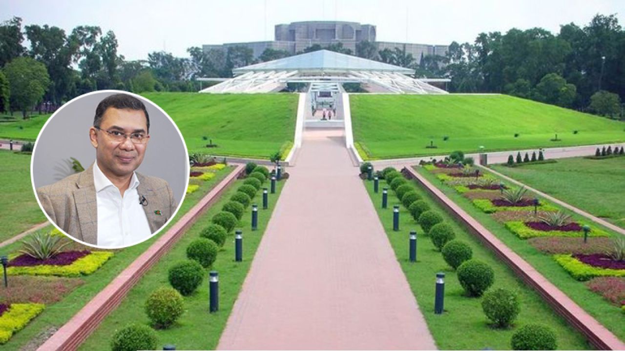 শহীদ জিয়াউর রহমানের মাজারে উপস্থিত তারেক রহমান