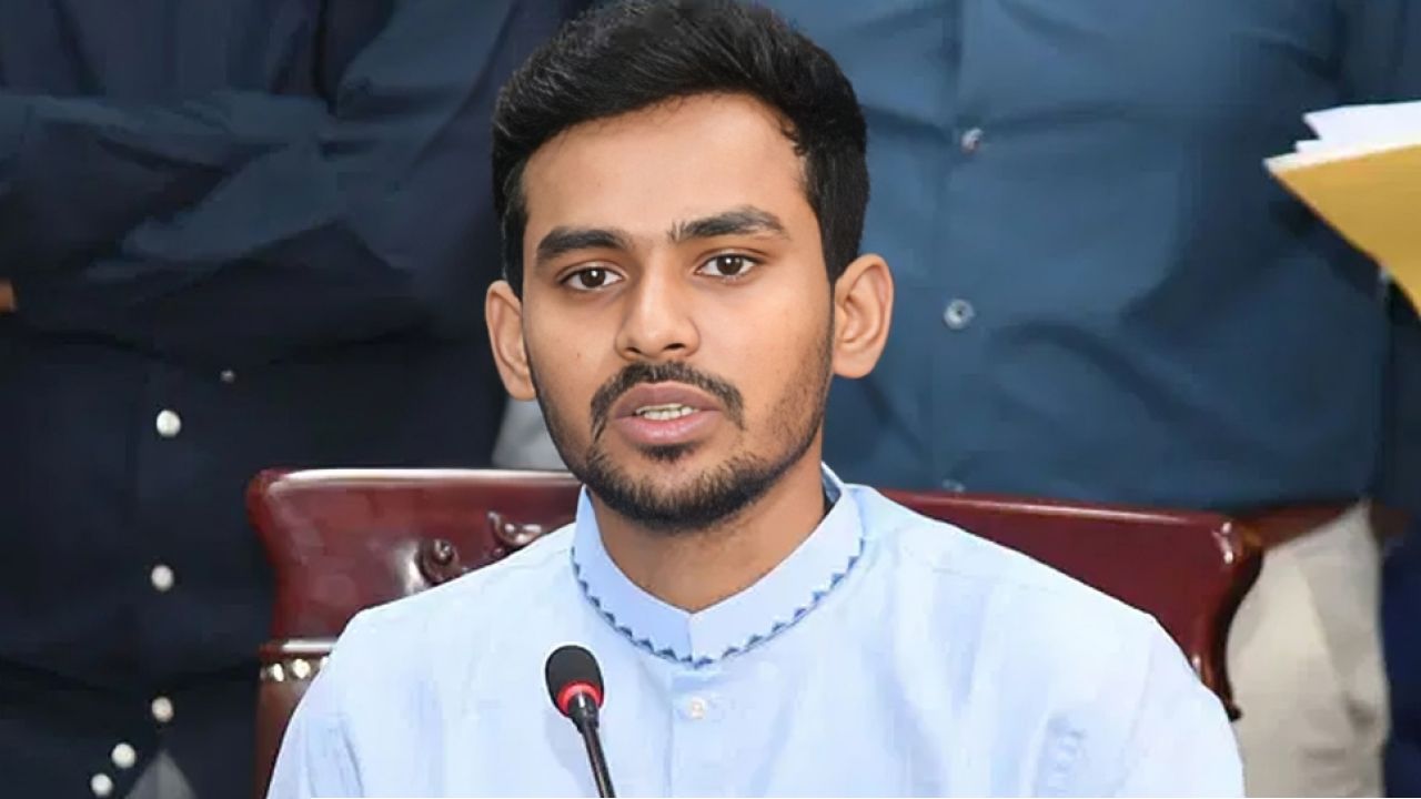 যে কারনে ফেসবুক পেজ রিমুভের করেছিলেন আসিফ মাহমুদ 