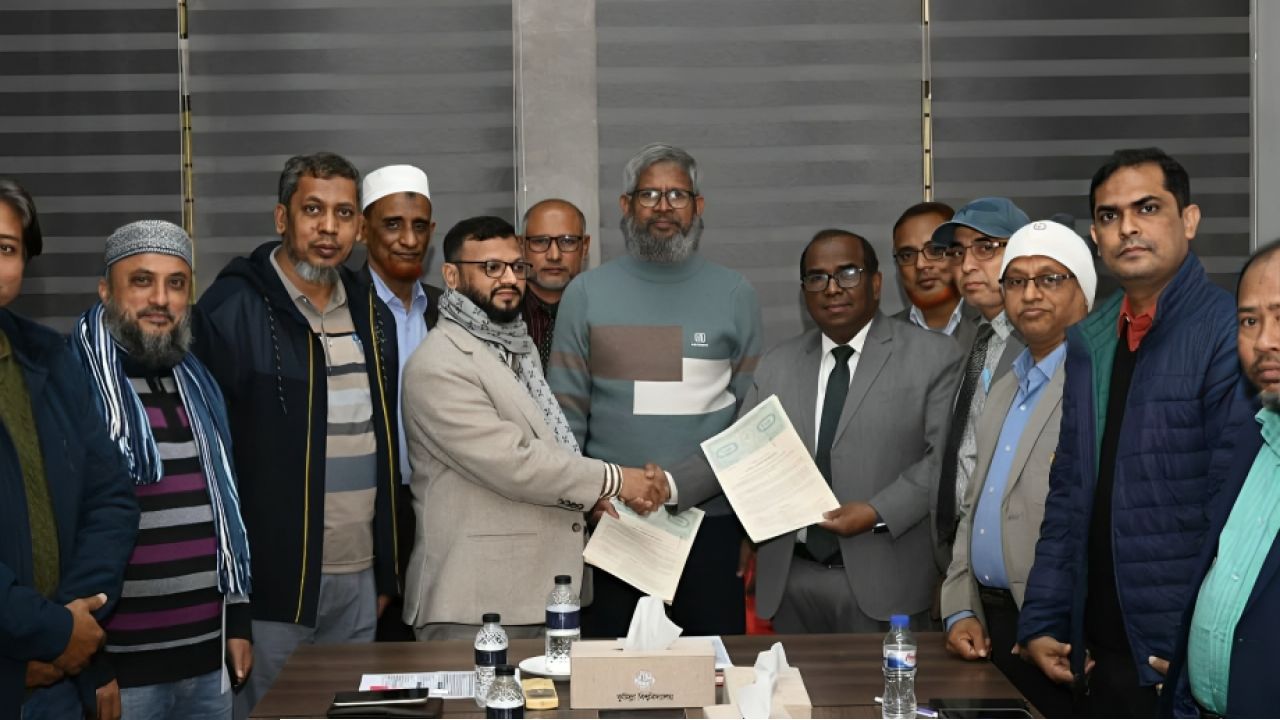 কুবি ও জেনিথ ইসলামী লাইফ ইনসুরেন্সের মধ্যে জীবন-স্বাস্থ্যবীমা চুক্তি স্বাক্ষরিত