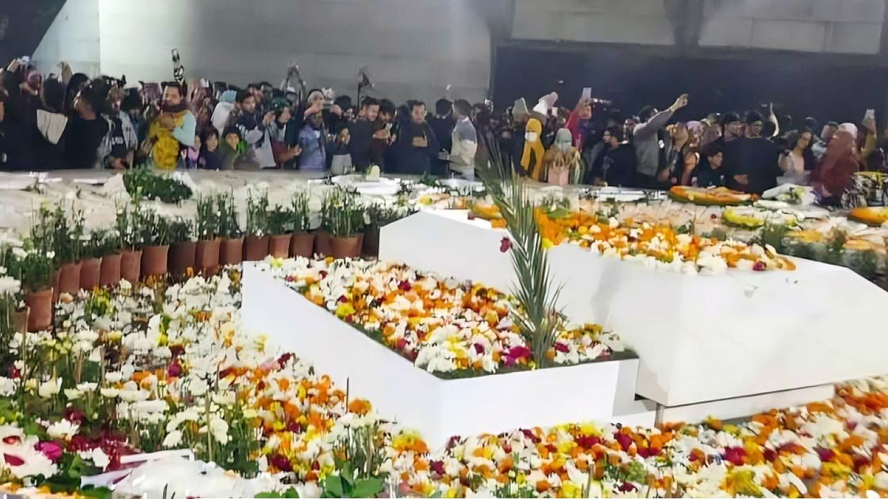 বাংলাদেশের জনগণের প্রতি আমার গভীর অভিবাদন : তারেক রহমান