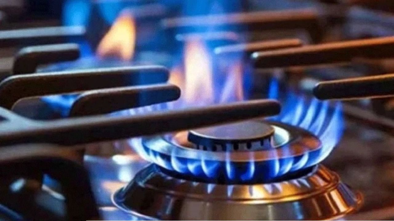 রাজধানীতে গ্যাসের স্বল্পচাপ নিয়ে যা জানালো তিতাস