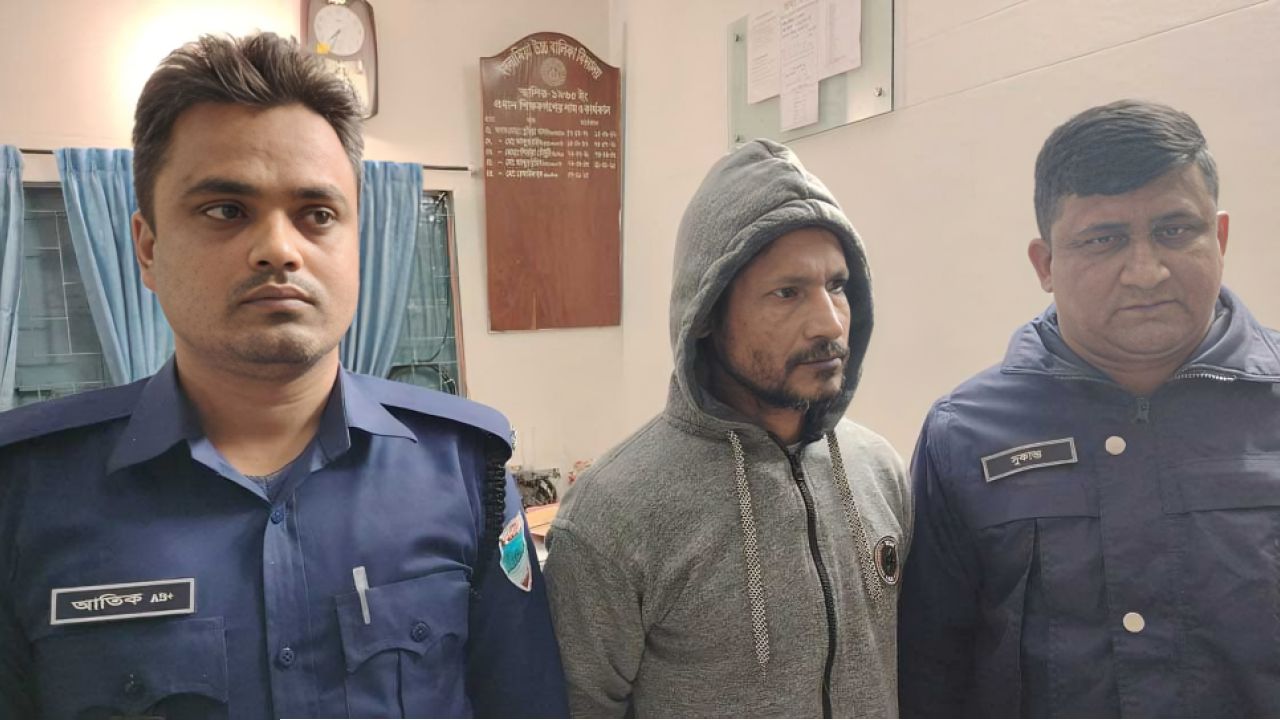 যশোরে শিক্ষক নিয়োগ পরীক্ষায় আটক ২, একজনের ১৫ দিনের কারাদণ্ড