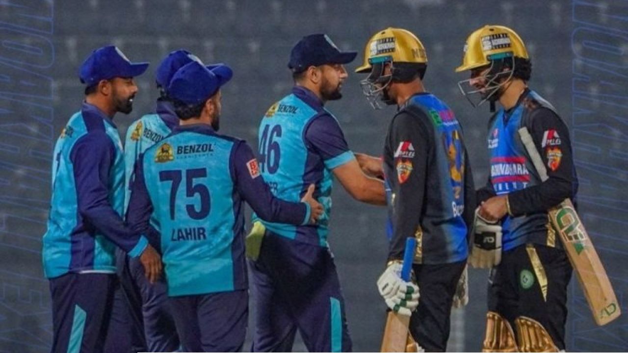 টানা ছয় হারের পর জয় পেল নোয়াখালী