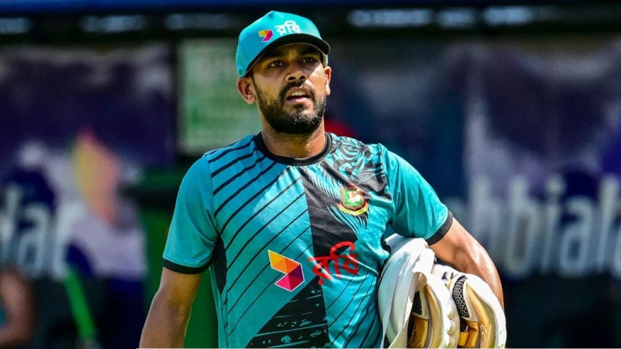 সরকার আমাদের টাকা দেয় না, বরং আমরাই সরকারকে ট্যাক্স দিই: মিরাজ