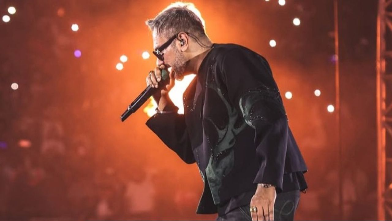 অশালীন ভাষা ব্যবহারের বিপাকে হানি সিং