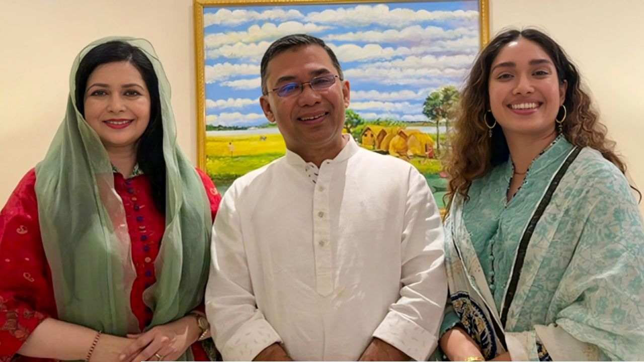 প্রধান উপদেষ্টার সঙ্গে যমুনায় সপরিবারে সাক্ষাৎ করলেন তারেক রহমান