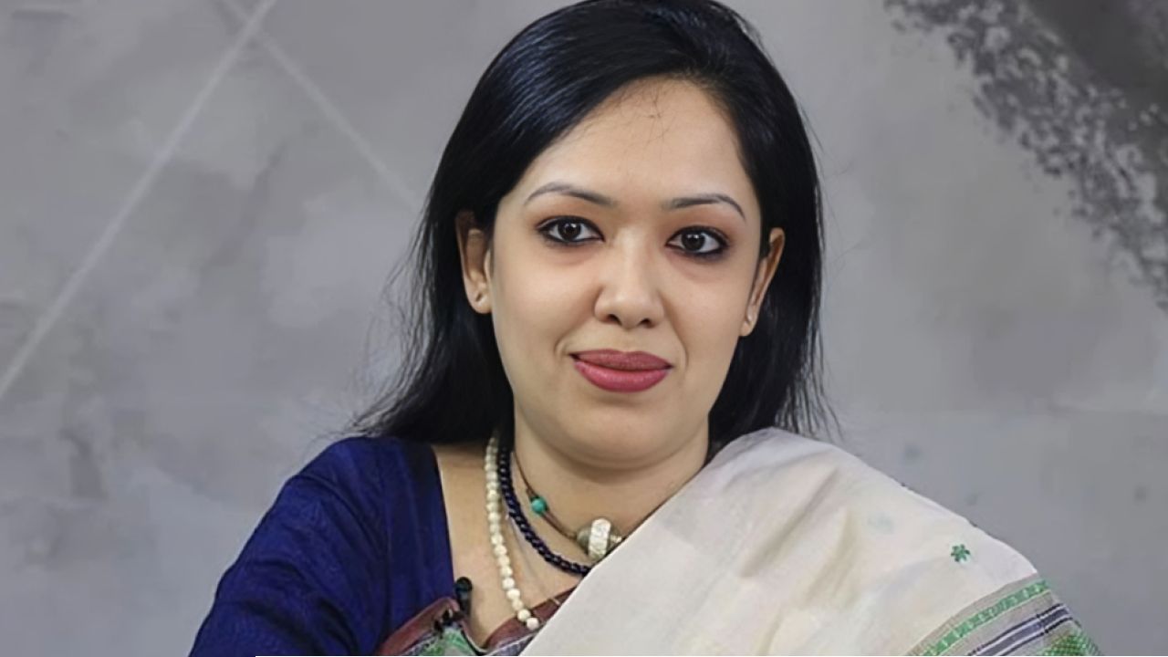 ভোট নিয়ে শঙ্কা প্রকাশ করেছেন রুমিন ফারহানা