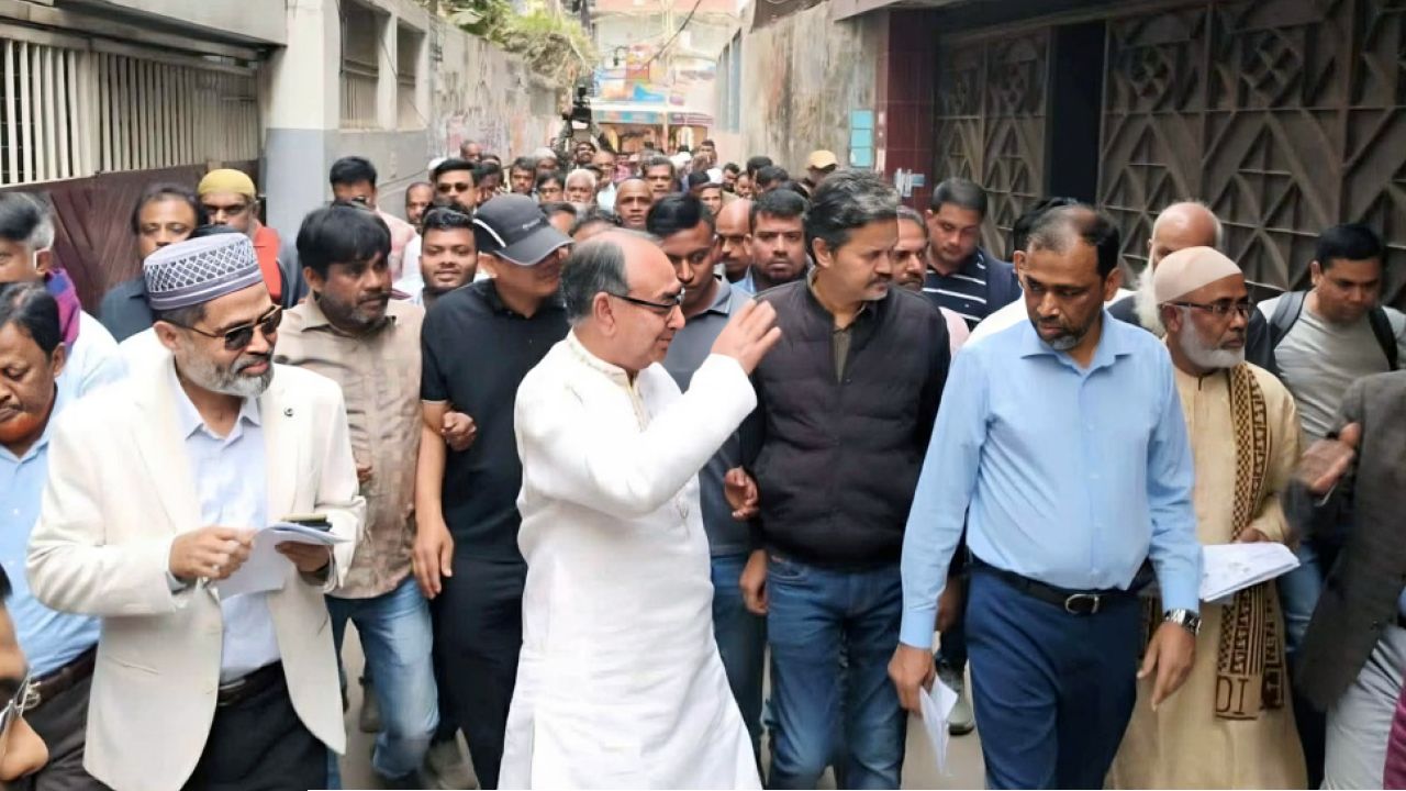 অনেক কিছু জানি, বলতে পারতাম কিন্তু বলব না : মির্জা আব্বাস