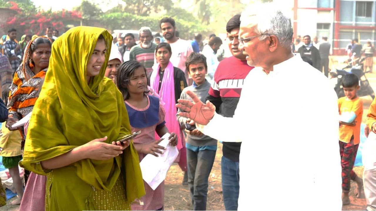 দিনাজপুর-৬ আসনে নির্বাচনী প্রচারণায় বিএনপি প্রার্থী ডা. জাহিদ