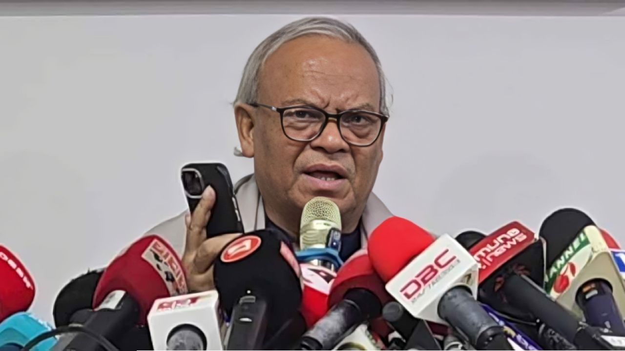 বিএনপির নারী কর্মীরা-সমর্থকরা জামায়াত-শিবিরের আক্রমণের শিকার হচ্ছে