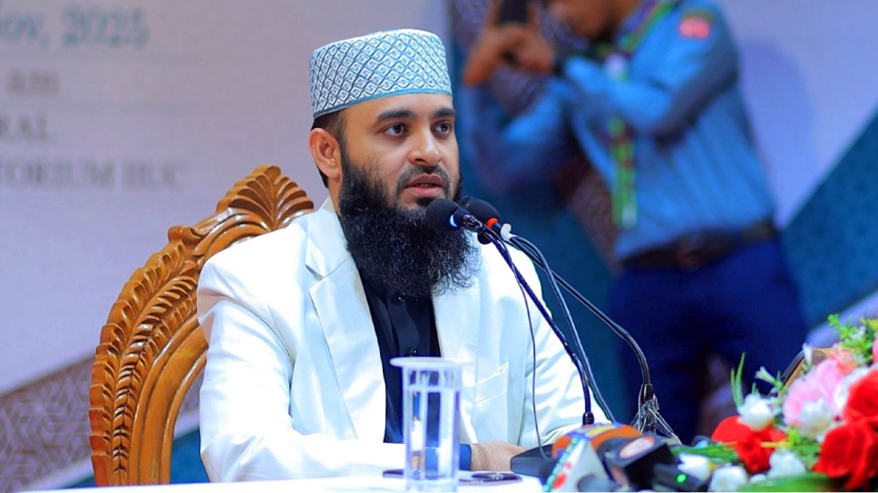 ভোট দেওয়া নিয়ে মন্তব্য করেছেন মিজানুর রহমান আজহারী