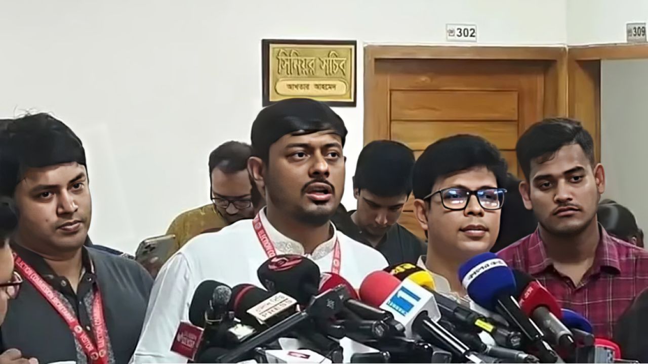 অনেকে আন্দোলনে এসে নির্বাচন পেছানোর চেষ্টা করছে: নাসীরুদ্দীন পাটওয়ারী