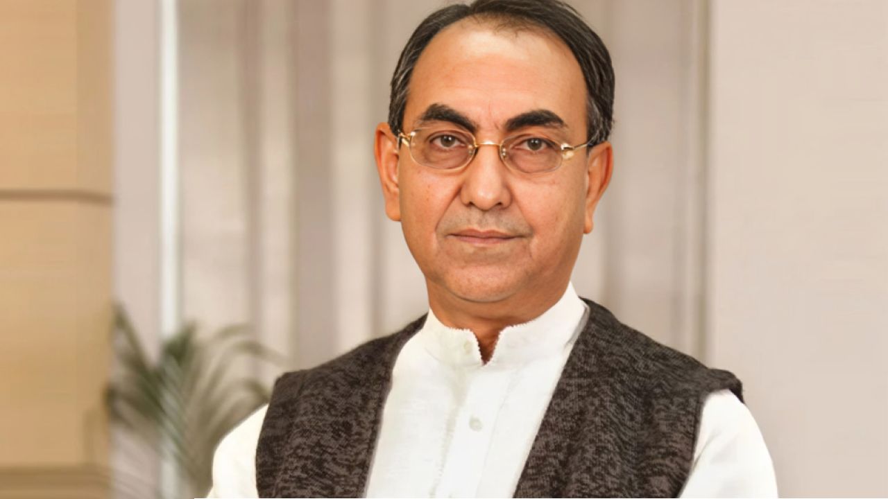 নির্বাচন কমিশন দায়িত্বশীল আচরণ করছে না : মির্জা আব্বাস