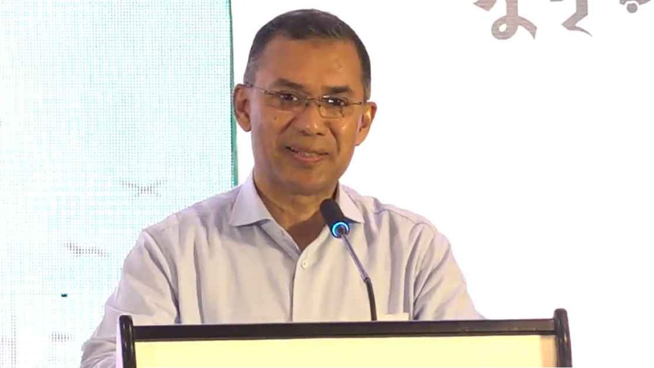 বিএনপি সরকার গঠন করলে সেনাবাহিনীকে রাজনৈতিক কাজে ব্যবহার করা হবে না: তারেক রহমান