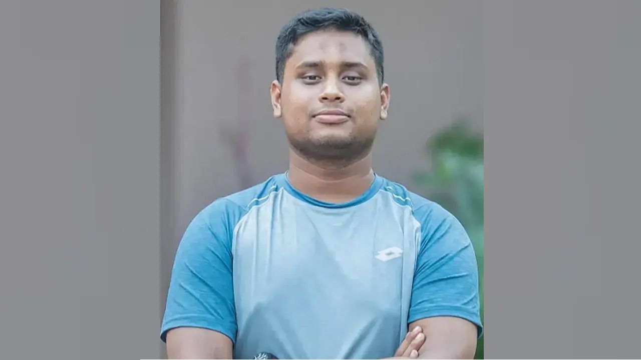 তরুণরা রক্ত দিতে দিতে ক্লান্ত : হাসনাত আব্দুল্লাহ