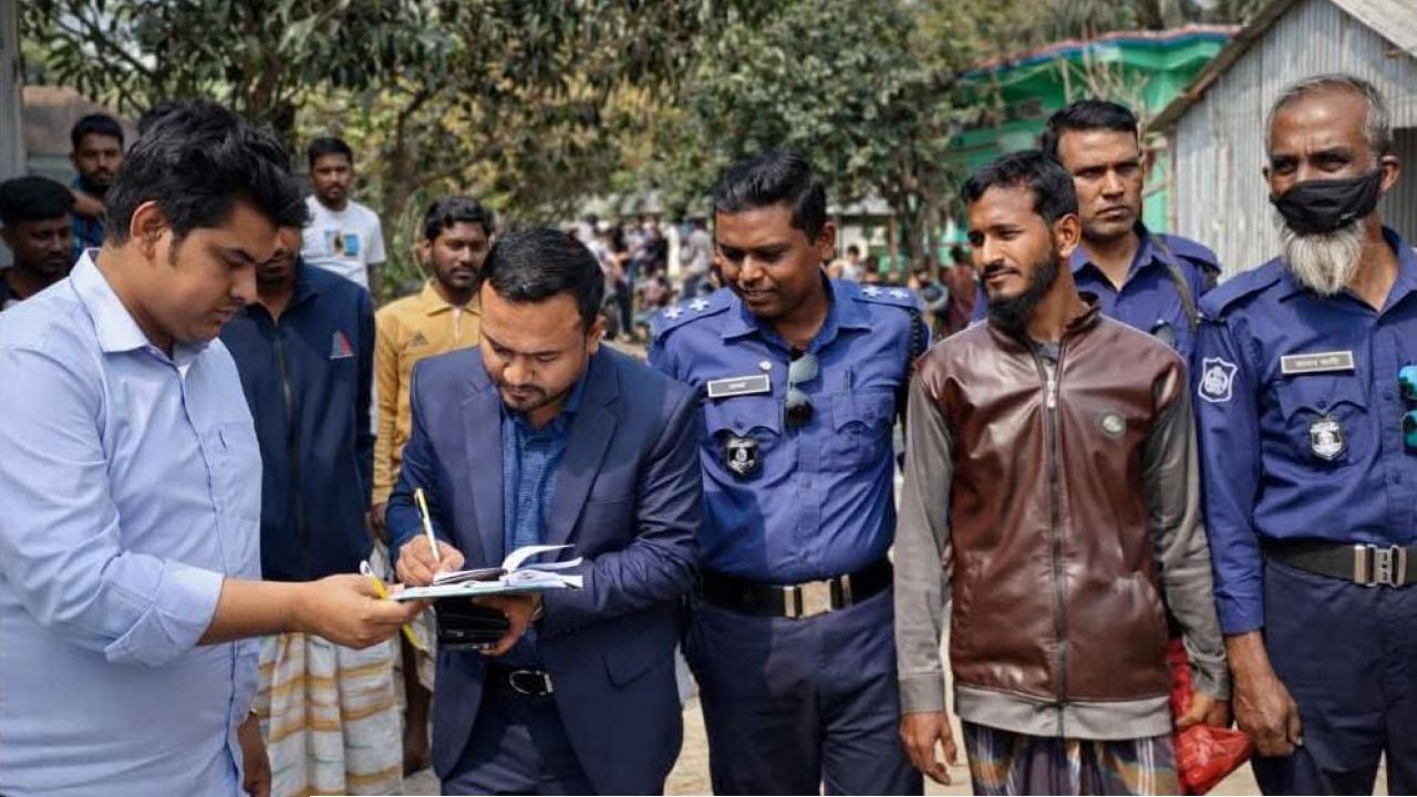 নির্ধারিত সময়ের পর প্রচারণা: জামায়াত কর্মীকে জরিমানা