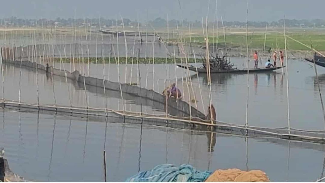 সুনামগঞ্জে  প্রতারণার মাধ্যমে  জলমহাল দখলের অভিযোগ