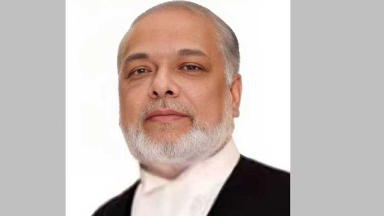 প্রধান বিচারপতি যেখানে ভোট দেবেন