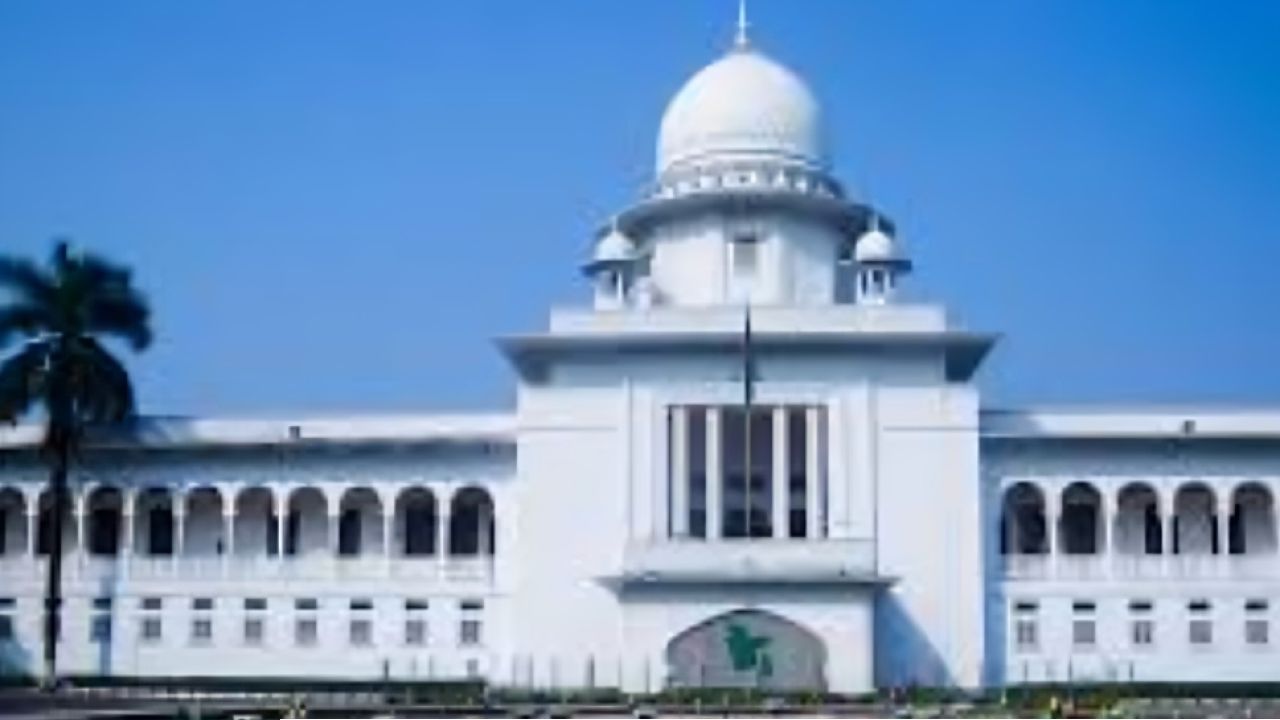 শপথ অনুষ্ঠানে বিচারপতিরা: অনুষ্ঠান চলবে দুপুর সোয়া ১টা পর্যন্ত