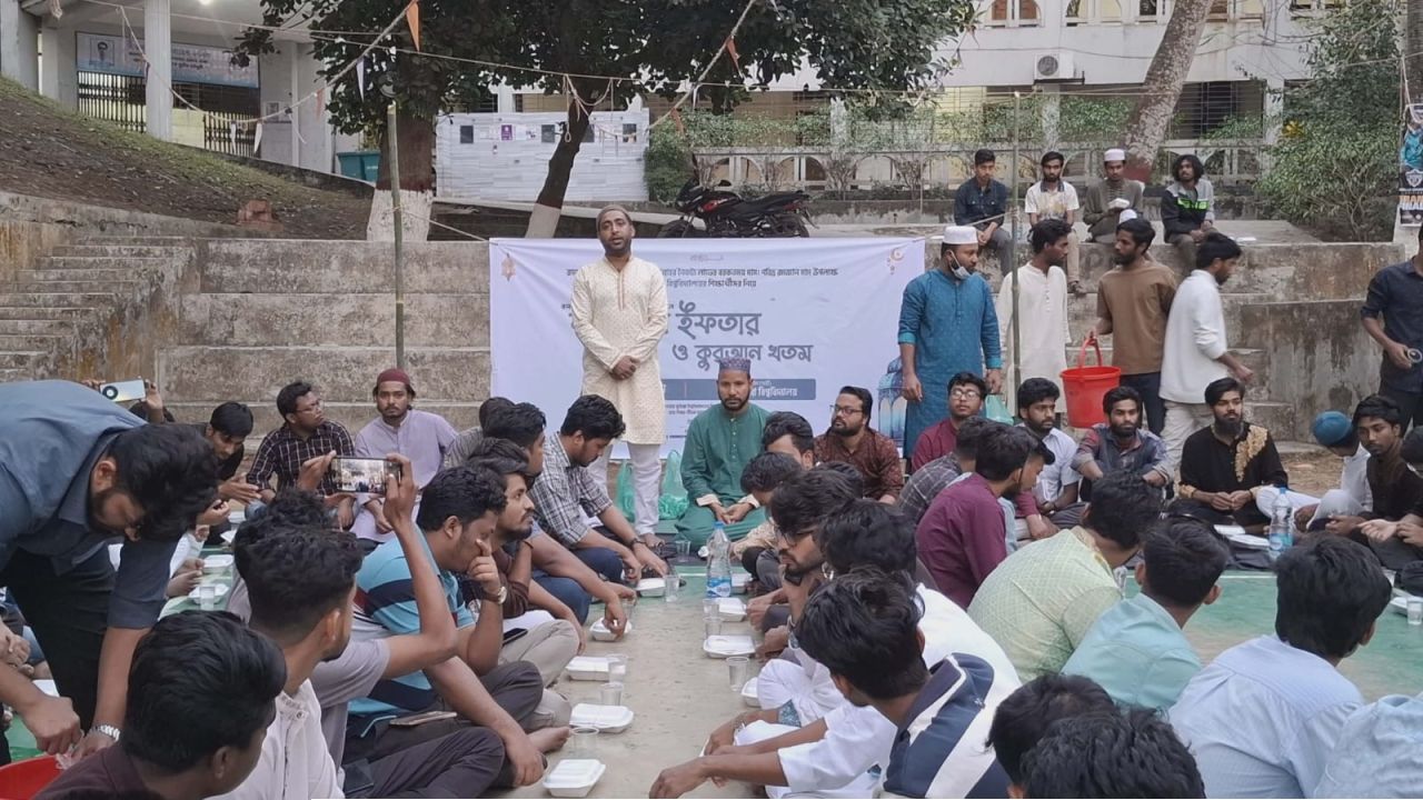 কুবিতে ছাত্রদল নেতার উদ্যোগে ১-১০ রমজান 'ক্যাম্পাস ইফতার ও কুরআন খতম' কর্মসূচি 