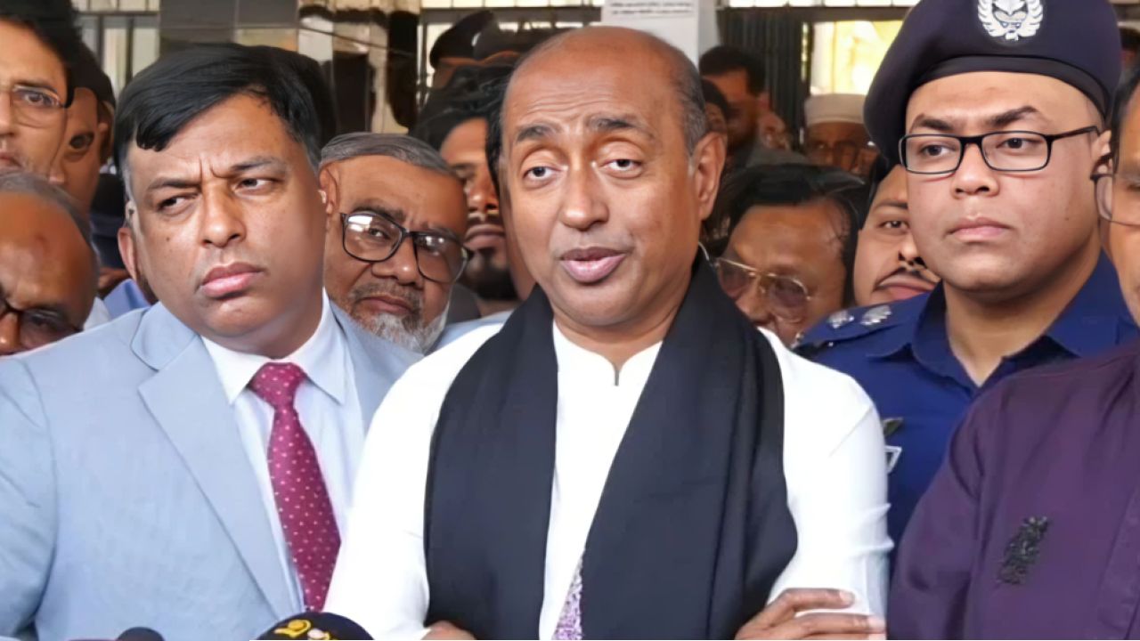 দুর্নীতি করলে চাকরিচ্যুতি ও মামলা: আইনমন্ত্রী